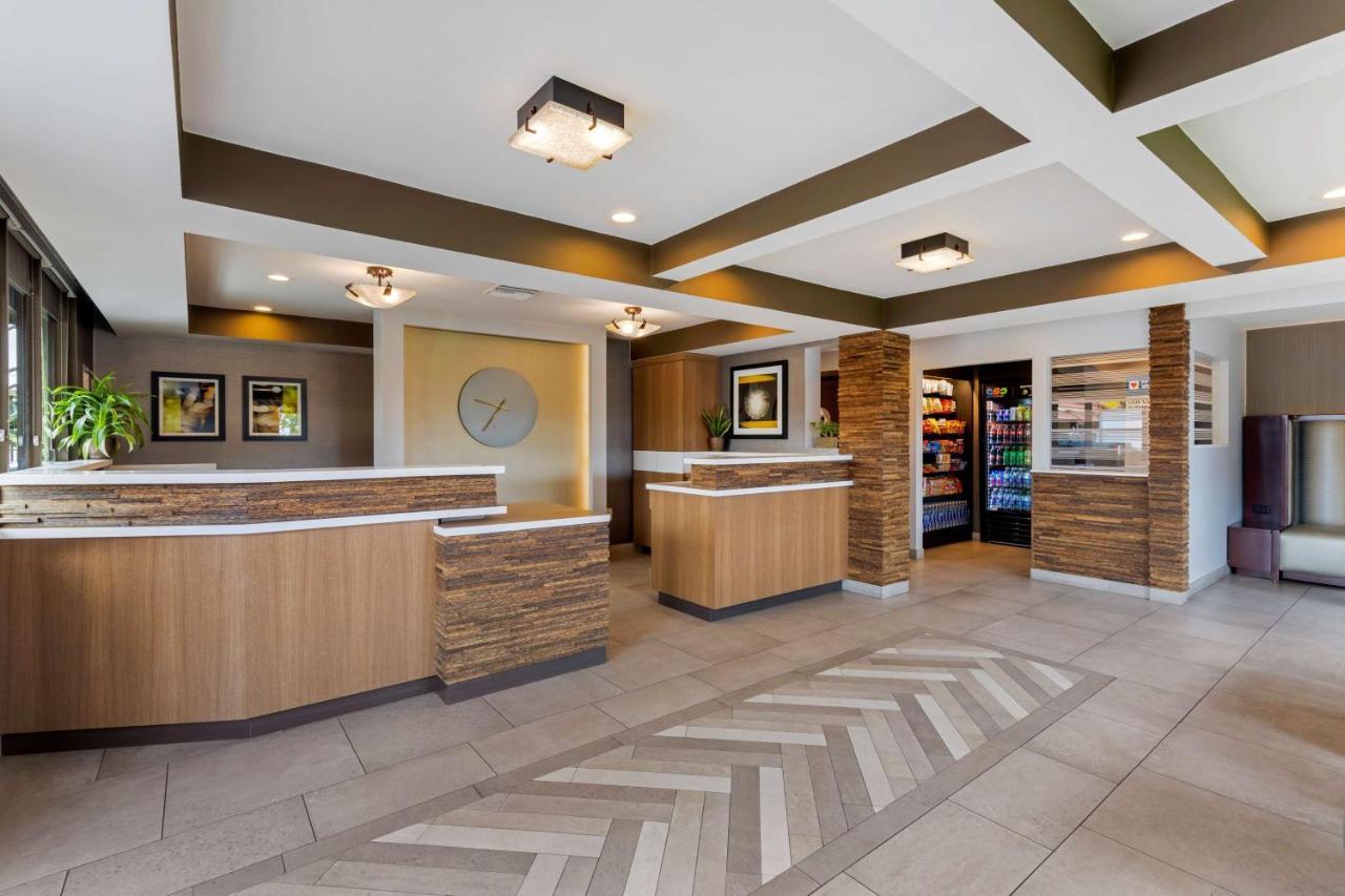 Best Western Plus Pavilions Anaheim Bagian luar foto