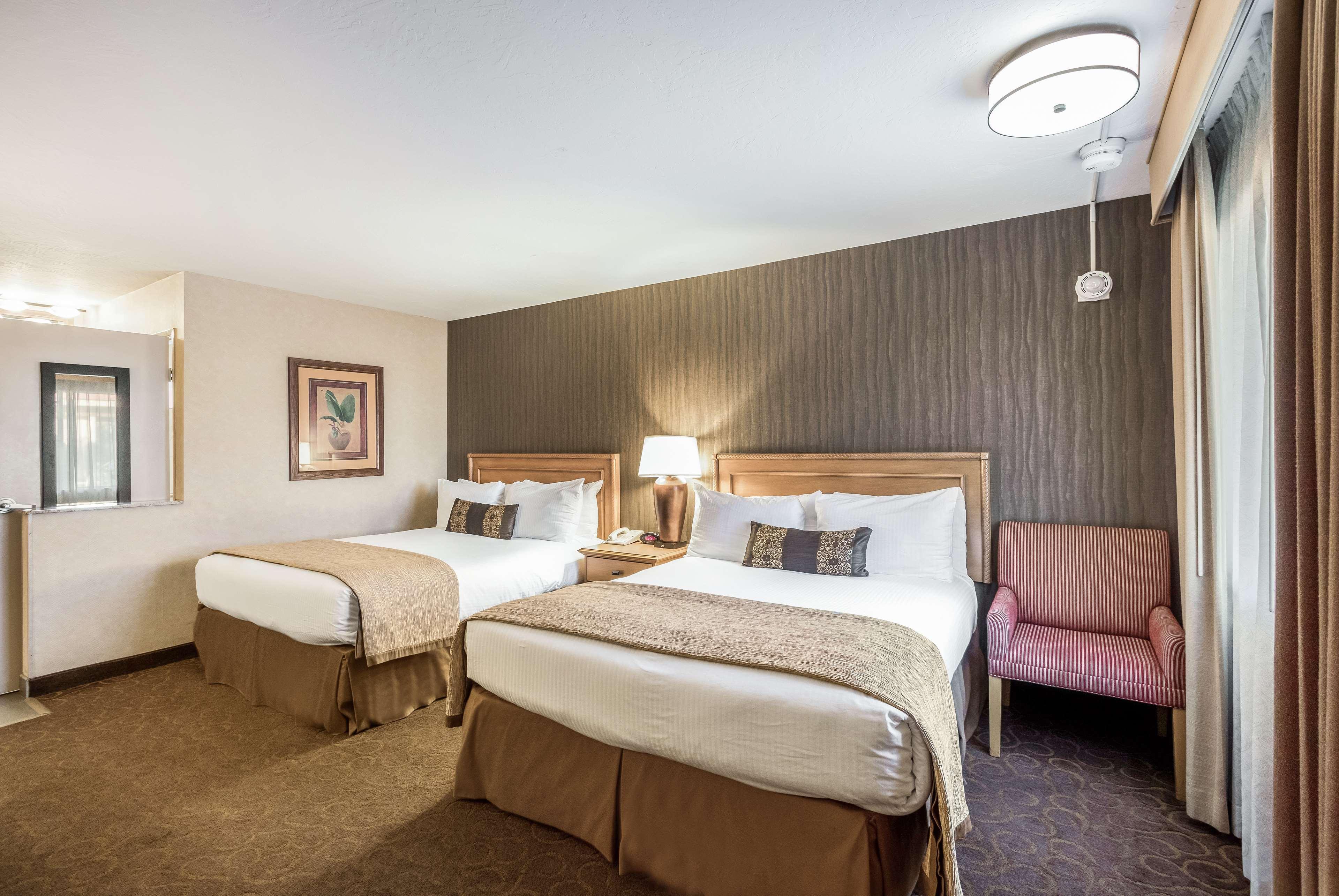 Best Western Plus Pavilions Anaheim Bagian luar foto