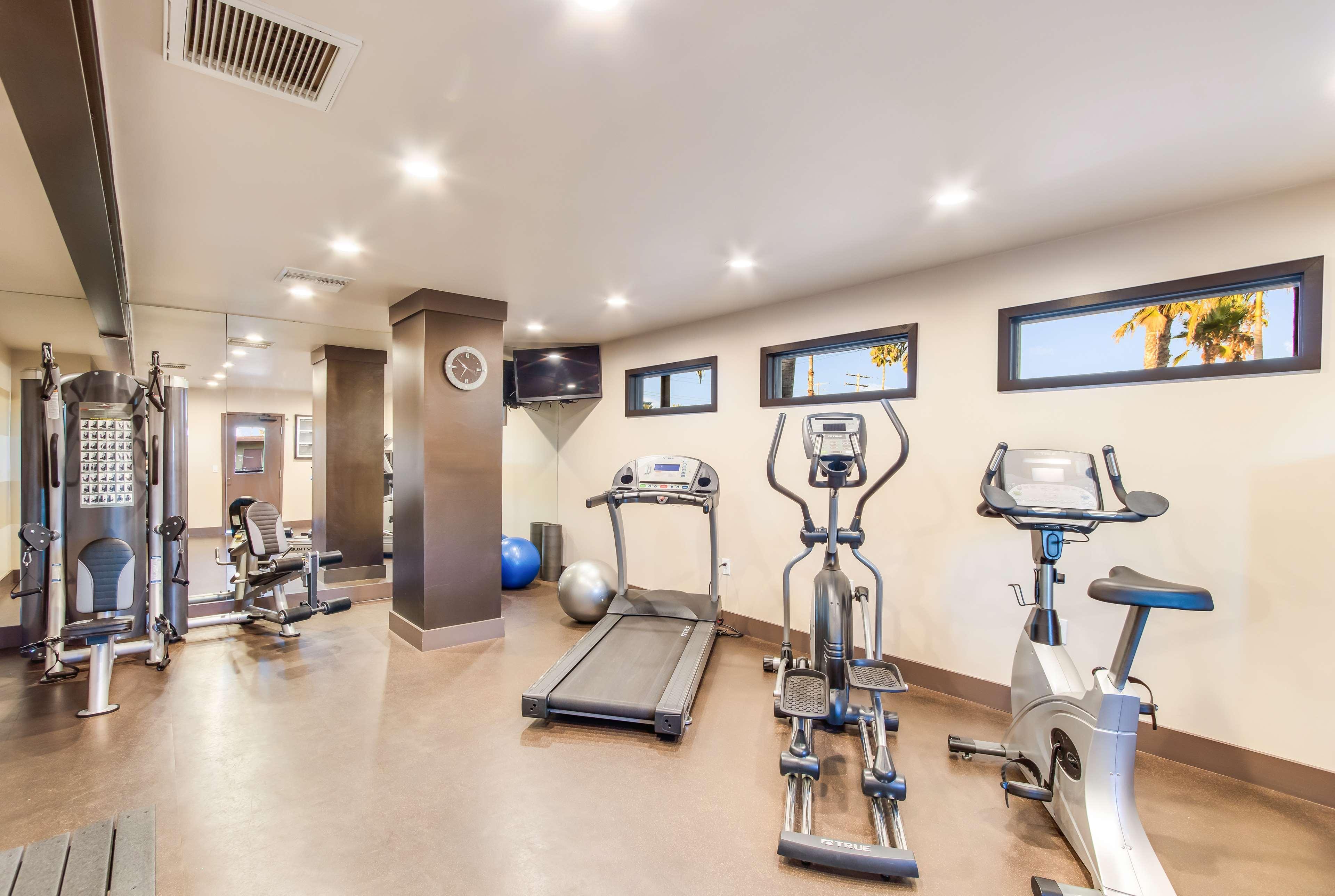 Best Western Plus Pavilions Anaheim Bagian luar foto