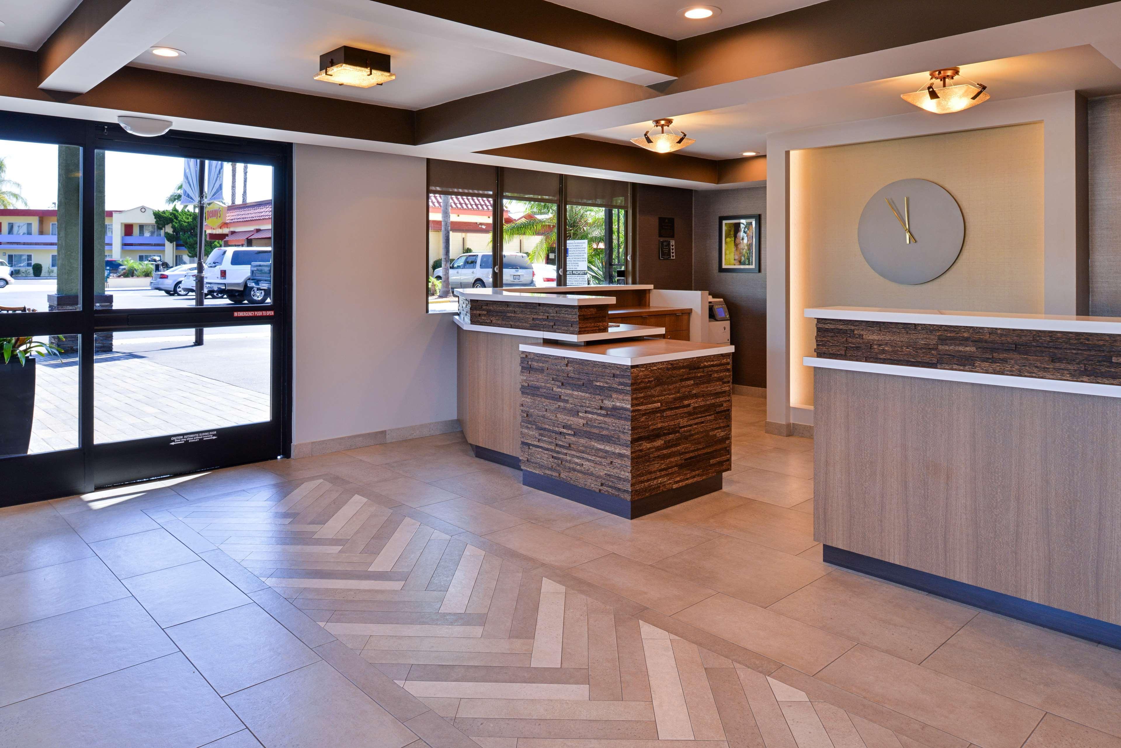 Best Western Plus Pavilions Anaheim Bagian luar foto